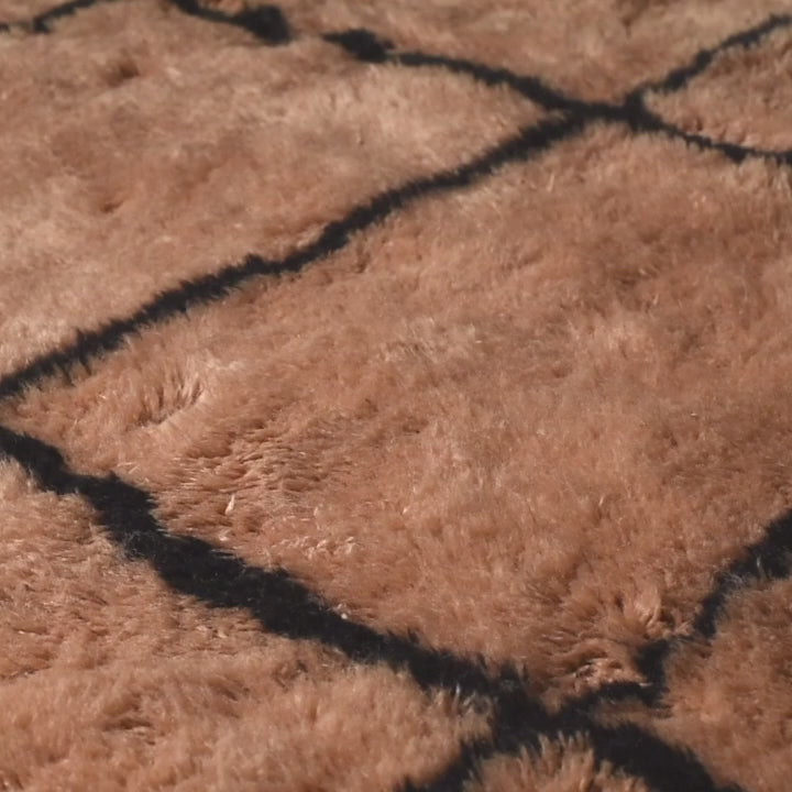 Blushing Maze rug