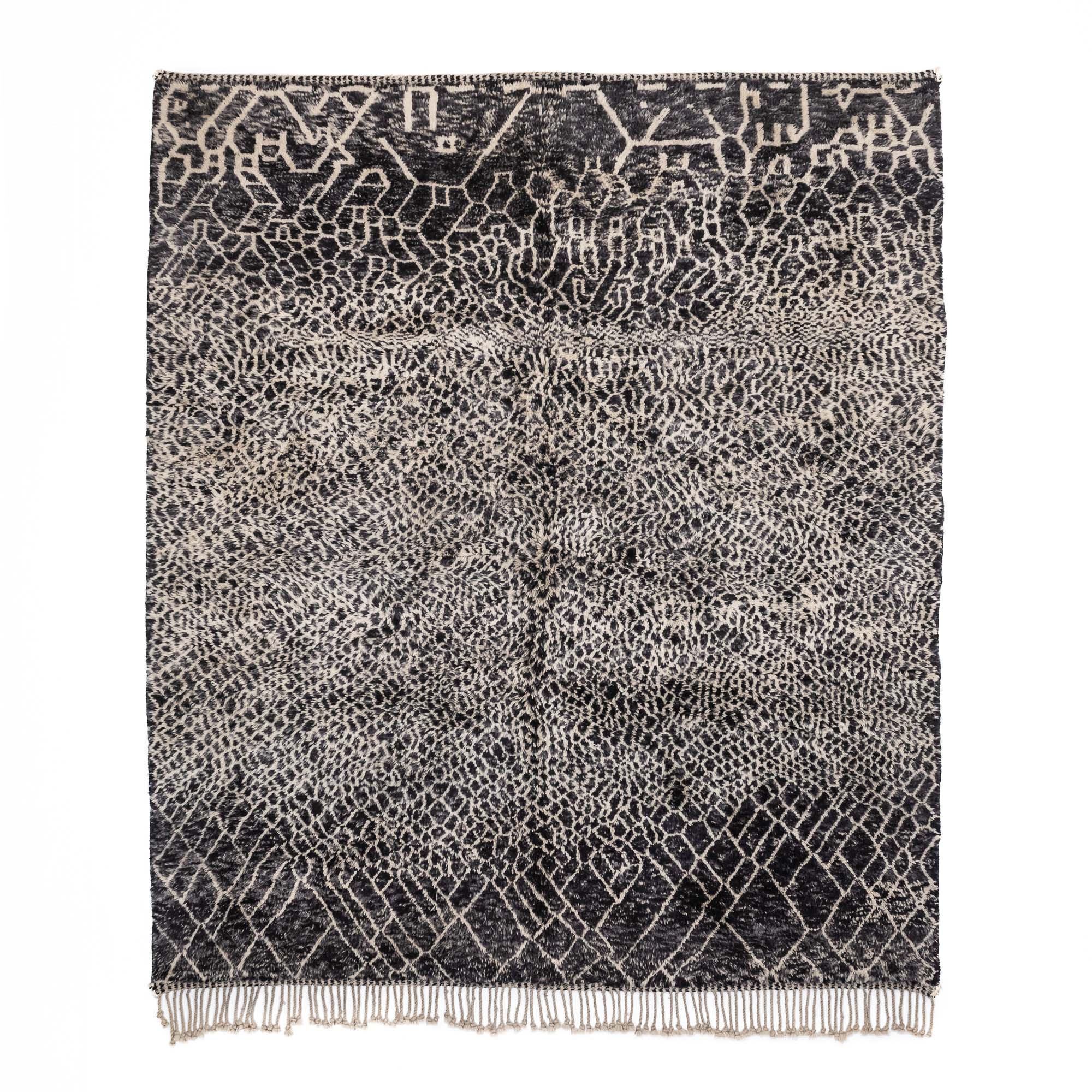 Labyrinth Rug Round The Enchanting Labyrinth Rug – Amehri